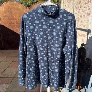 Blue Snowflake Turtleneck - Size 2X (18w/20w)